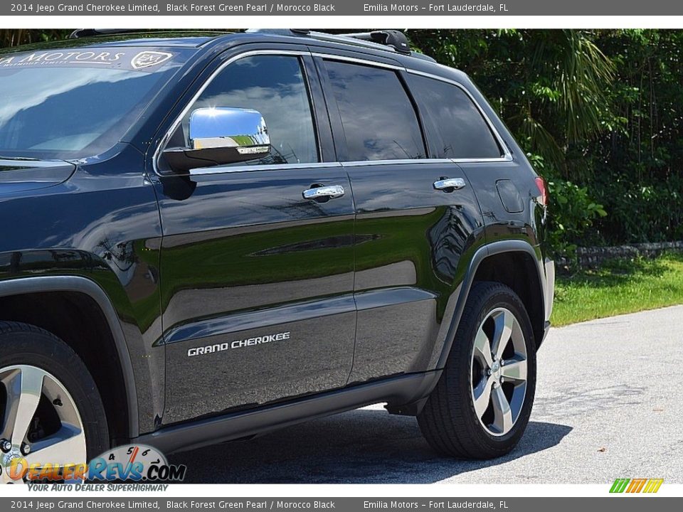 2014 Jeep Grand Cherokee Limited Black Forest Green Pearl / Morocco Black Photo #11