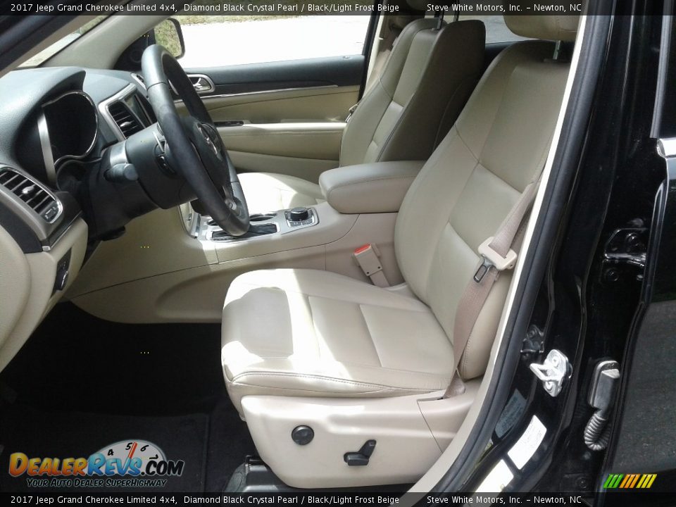 2017 Jeep Grand Cherokee Limited 4x4 Diamond Black Crystal Pearl / Black/Light Frost Beige Photo #10