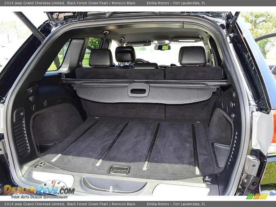 2014 Jeep Grand Cherokee Limited Trunk Photo #20