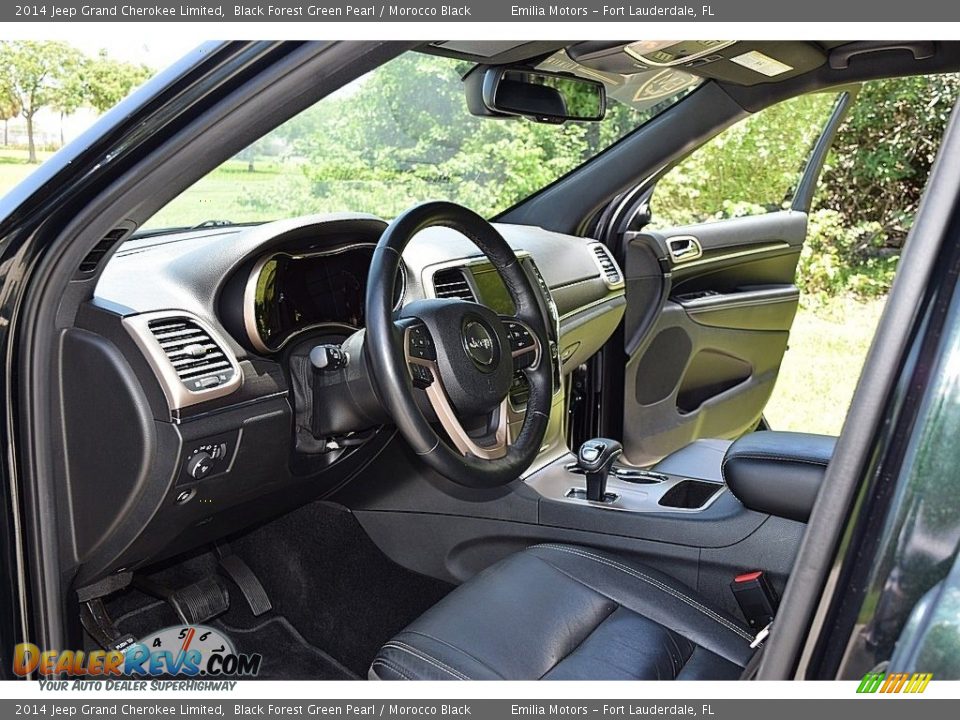Front Seat of 2014 Jeep Grand Cherokee Limited Photo #27