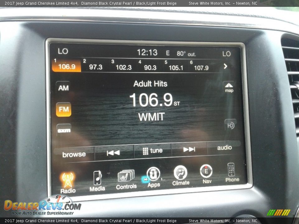 2017 Jeep Grand Cherokee Limited 4x4 Diamond Black Crystal Pearl / Black/Light Frost Beige Photo #23