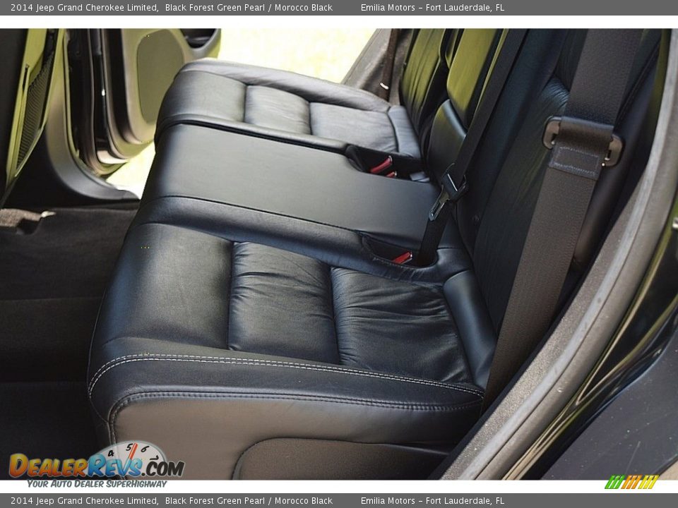 Rear Seat of 2014 Jeep Grand Cherokee Limited Photo #33