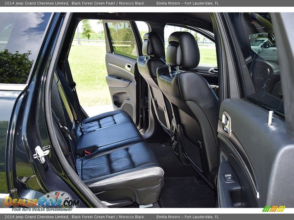 Rear Seat of 2014 Jeep Grand Cherokee Limited Photo #37
