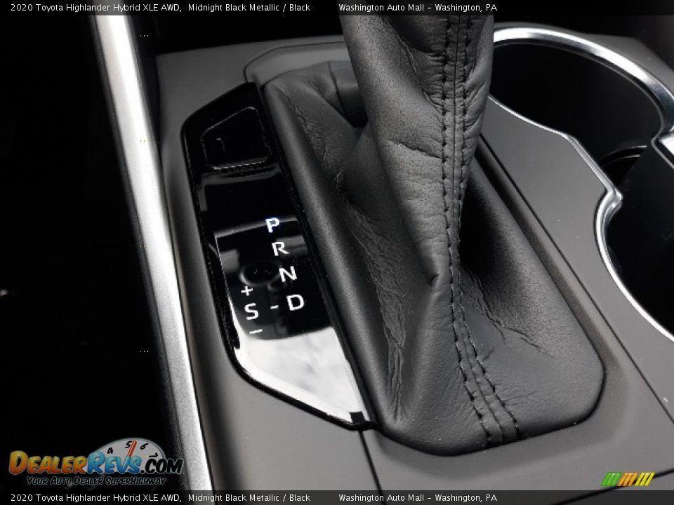 2020 Toyota Highlander Hybrid XLE AWD Midnight Black Metallic / Black Photo #16