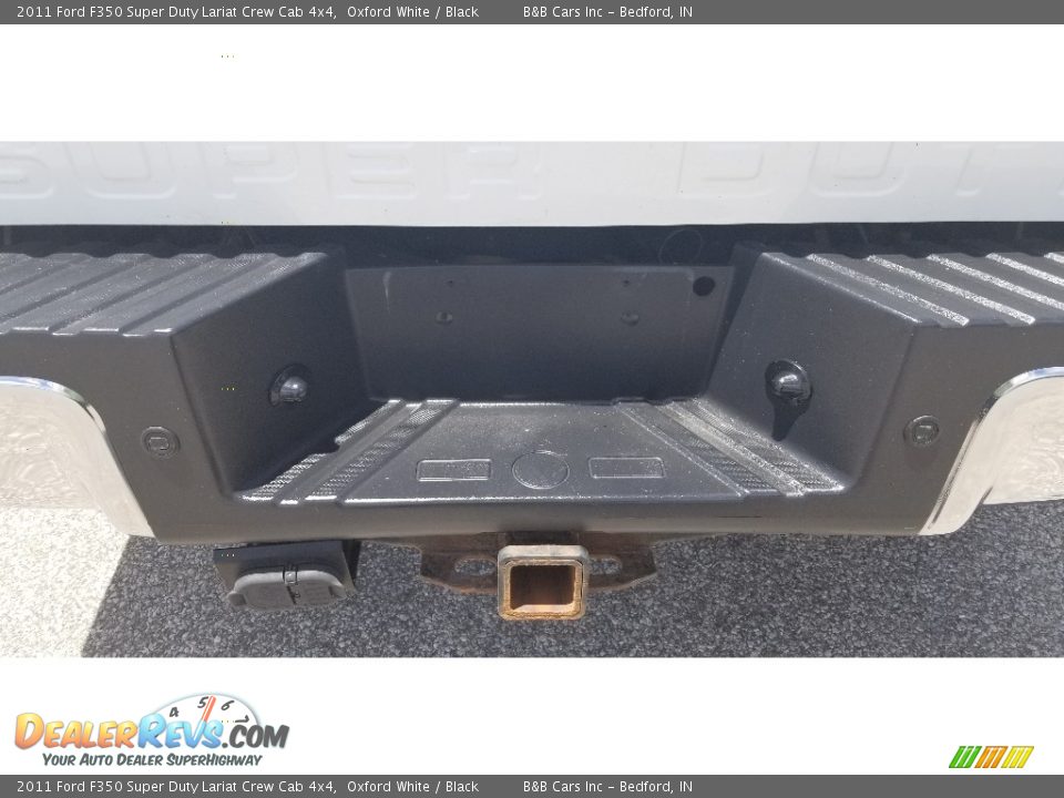 2011 Ford F350 Super Duty Lariat Crew Cab 4x4 Oxford White / Black Photo #13