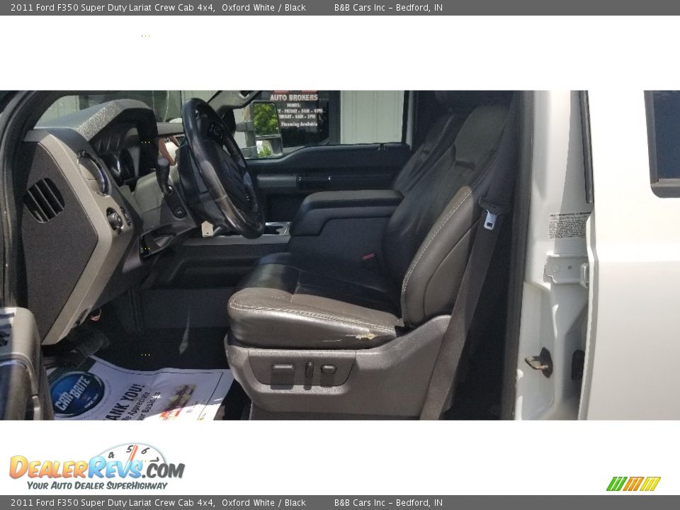 2011 Ford F350 Super Duty Lariat Crew Cab 4x4 Oxford White / Black Photo #14