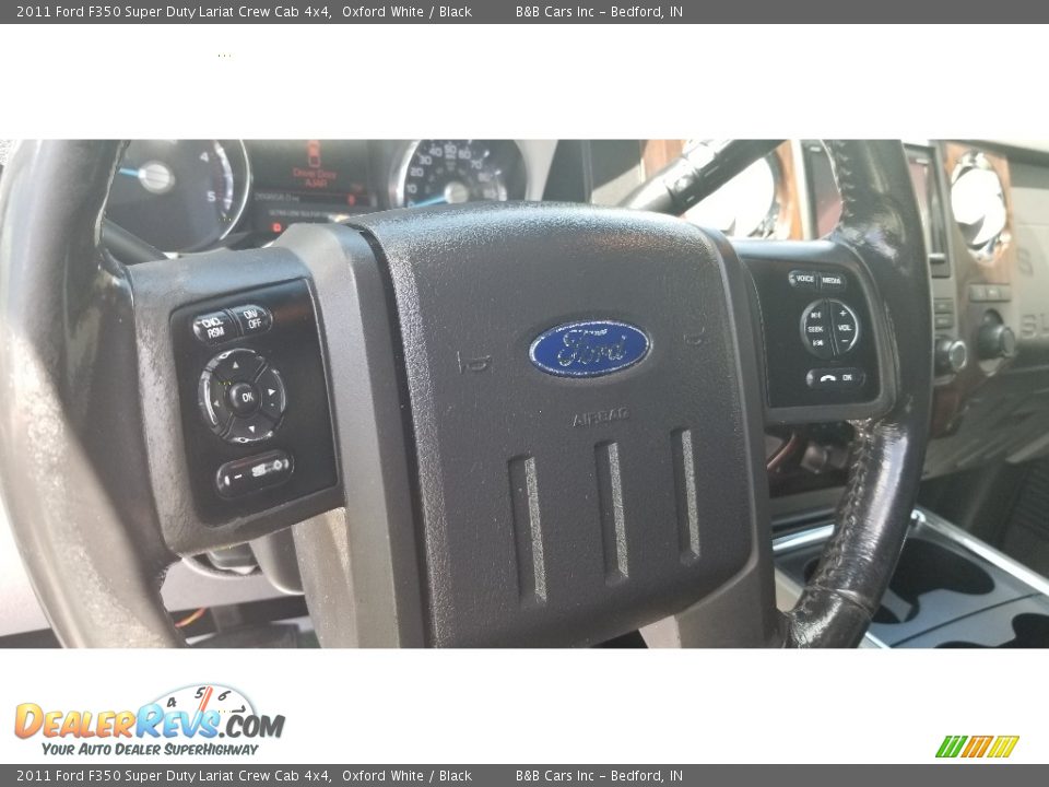 2011 Ford F350 Super Duty Lariat Crew Cab 4x4 Oxford White / Black Photo #16