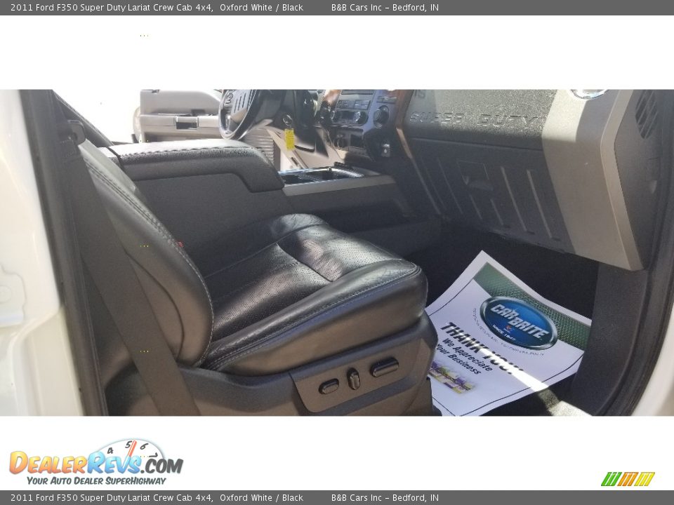 2011 Ford F350 Super Duty Lariat Crew Cab 4x4 Oxford White / Black Photo #24