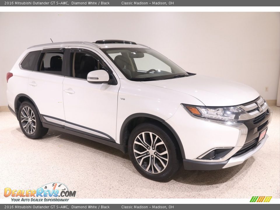 Diamond White 2016 Mitsubishi Outlander GT S-AWC Photo #1