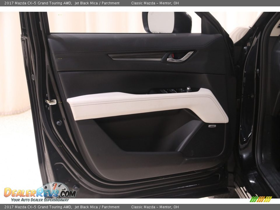 2017 Mazda CX-5 Grand Touring AWD Jet Black Mica / Parchment Photo #4