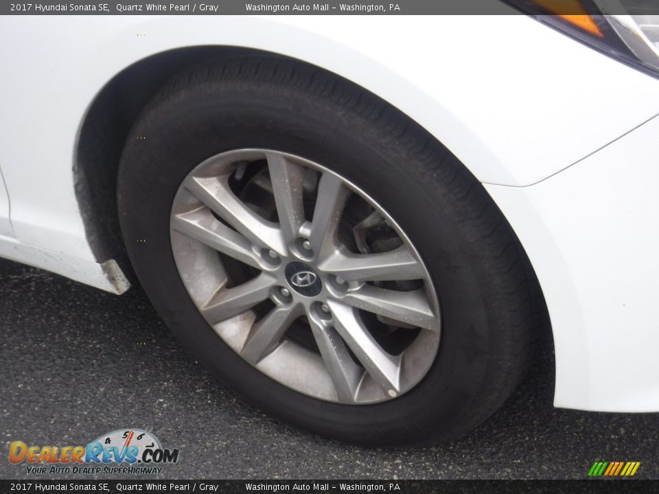 2017 Hyundai Sonata SE Quartz White Pearl / Gray Photo #3