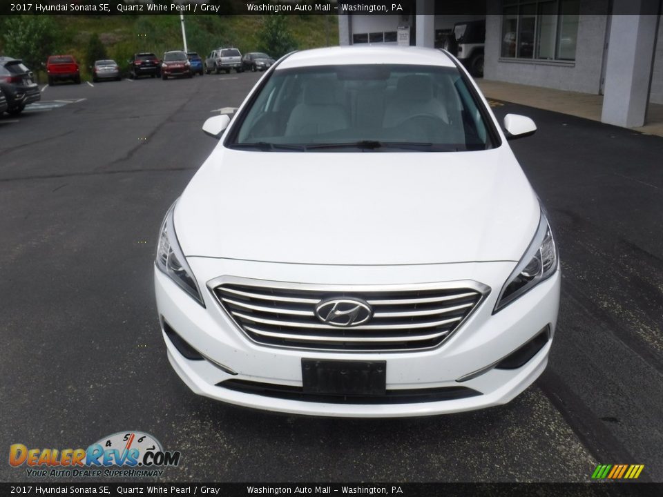 2017 Hyundai Sonata SE Quartz White Pearl / Gray Photo #4