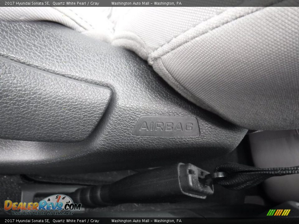 2017 Hyundai Sonata SE Quartz White Pearl / Gray Photo #15