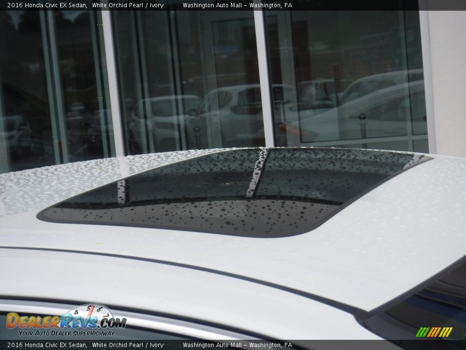 2016 Honda Civic EX Sedan White Orchid Pearl / Ivory Photo #4