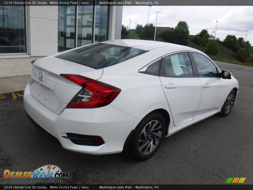 2016 Honda Civic EX Sedan White Orchid Pearl / Ivory Photo #10