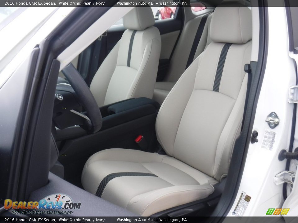 2016 Honda Civic EX Sedan White Orchid Pearl / Ivory Photo #15