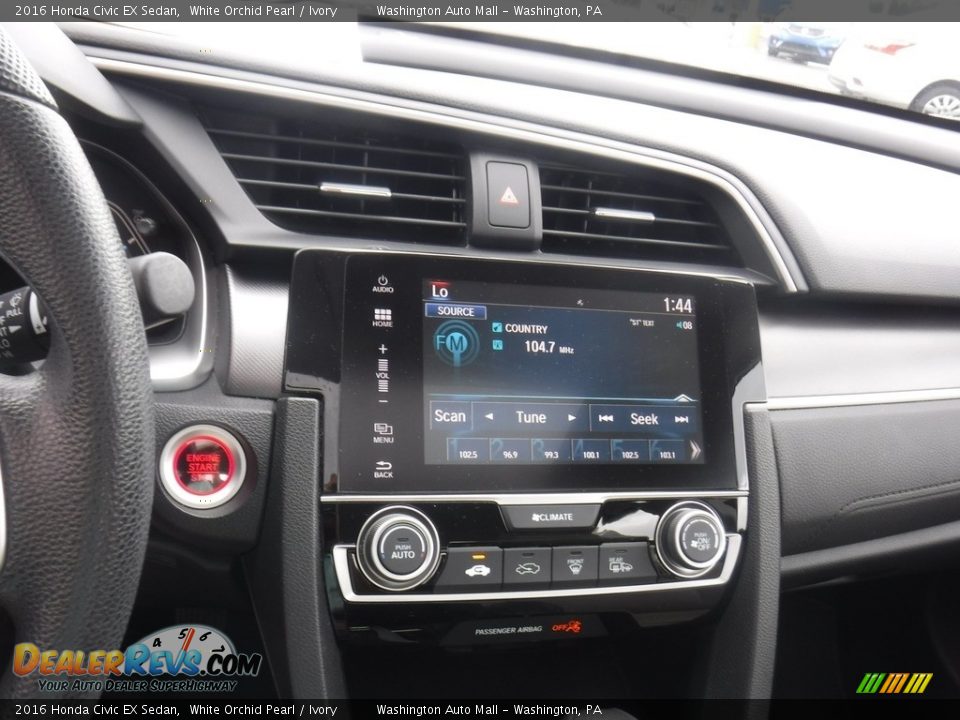 2016 Honda Civic EX Sedan White Orchid Pearl / Ivory Photo #18