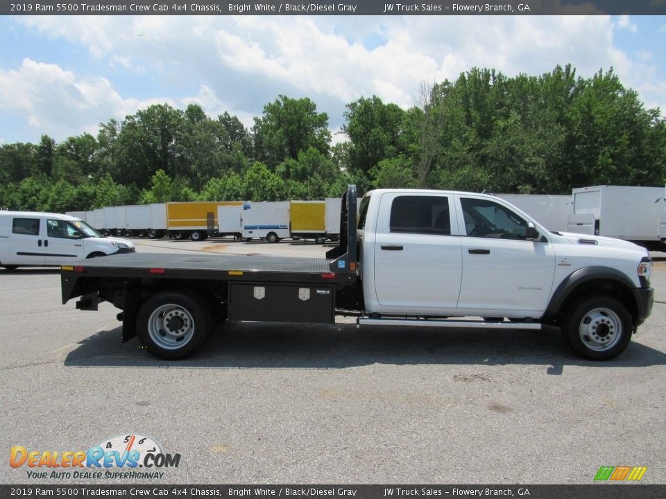 2019 Ram 5500 Tradesman Crew Cab 4x4 Chassis Bright White / Black/Diesel Gray Photo #6