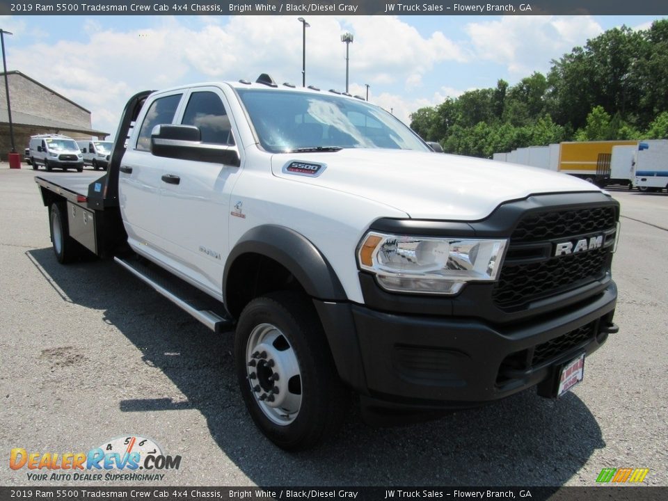 2019 Ram 5500 Tradesman Crew Cab 4x4 Chassis Bright White / Black/Diesel Gray Photo #7