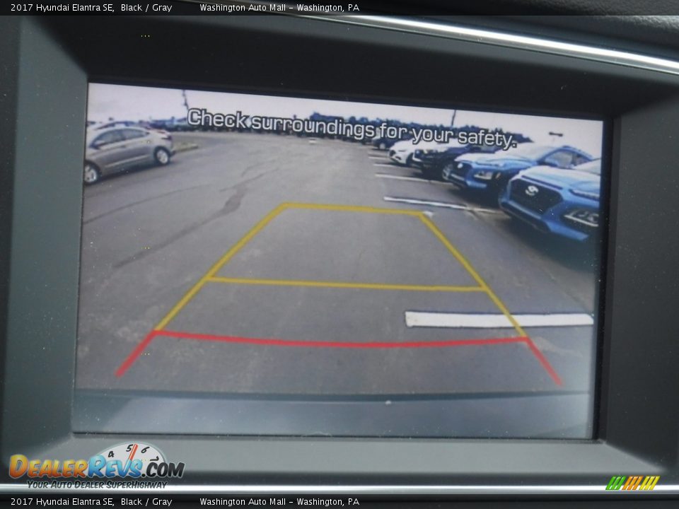2017 Hyundai Elantra SE Black / Gray Photo #16