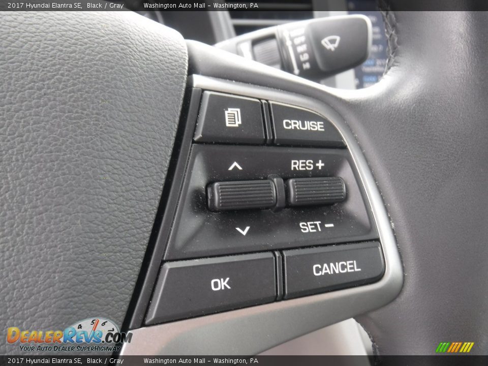 2017 Hyundai Elantra SE Black / Gray Photo #19