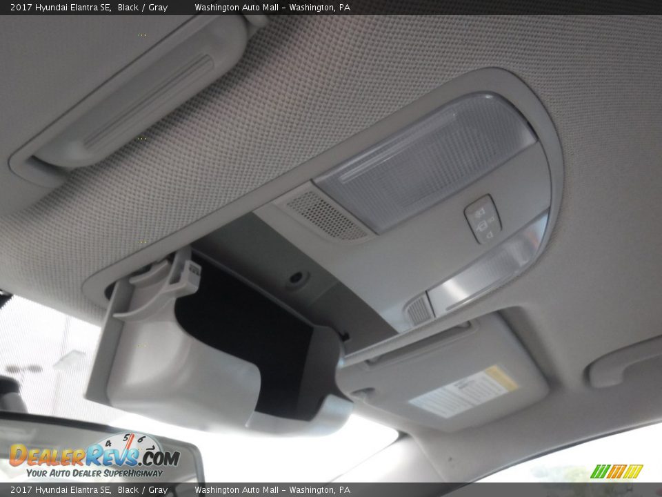 2017 Hyundai Elantra SE Black / Gray Photo #22