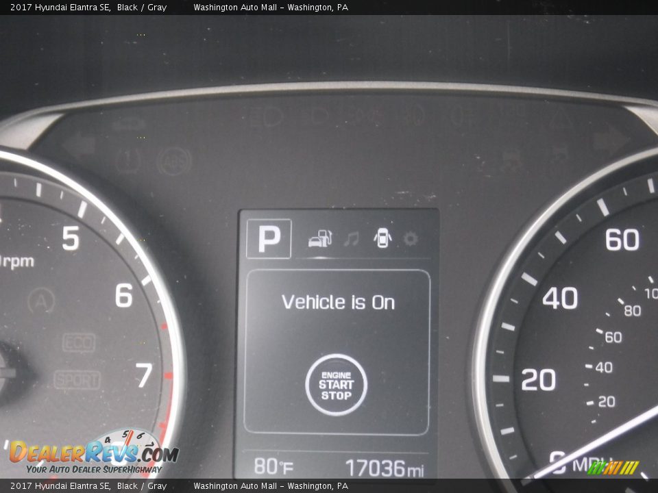 2017 Hyundai Elantra SE Black / Gray Photo #27