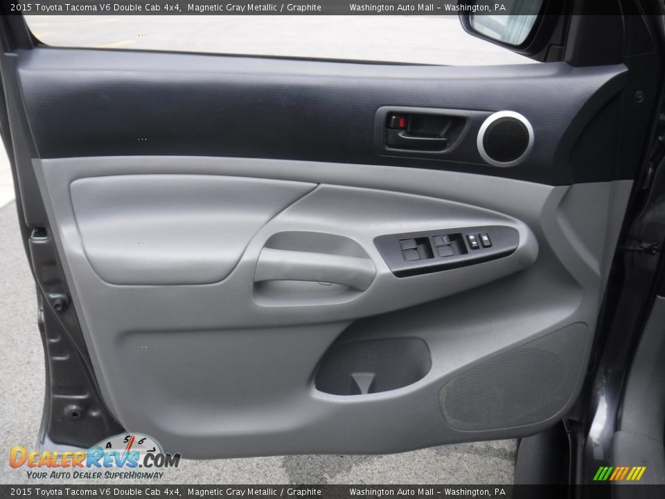 2015 Toyota Tacoma V6 Double Cab 4x4 Magnetic Gray Metallic / Graphite Photo #14