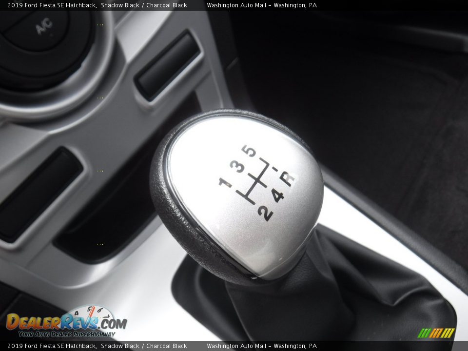 2019 Ford Fiesta SE Hatchback Shadow Black / Charcoal Black Photo #15