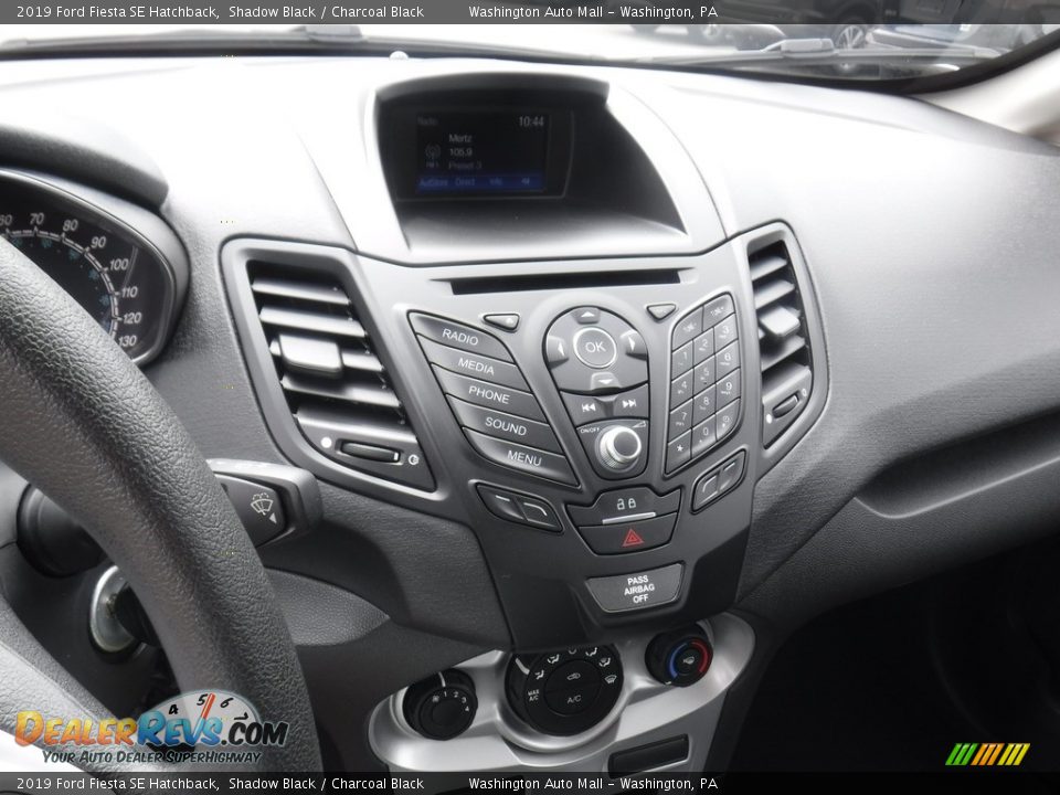 2019 Ford Fiesta SE Hatchback Shadow Black / Charcoal Black Photo #17