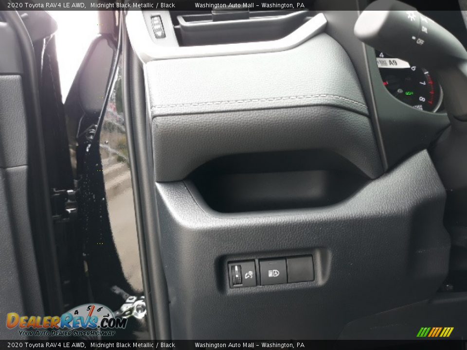 2020 Toyota RAV4 LE AWD Midnight Black Metallic / Black Photo #9