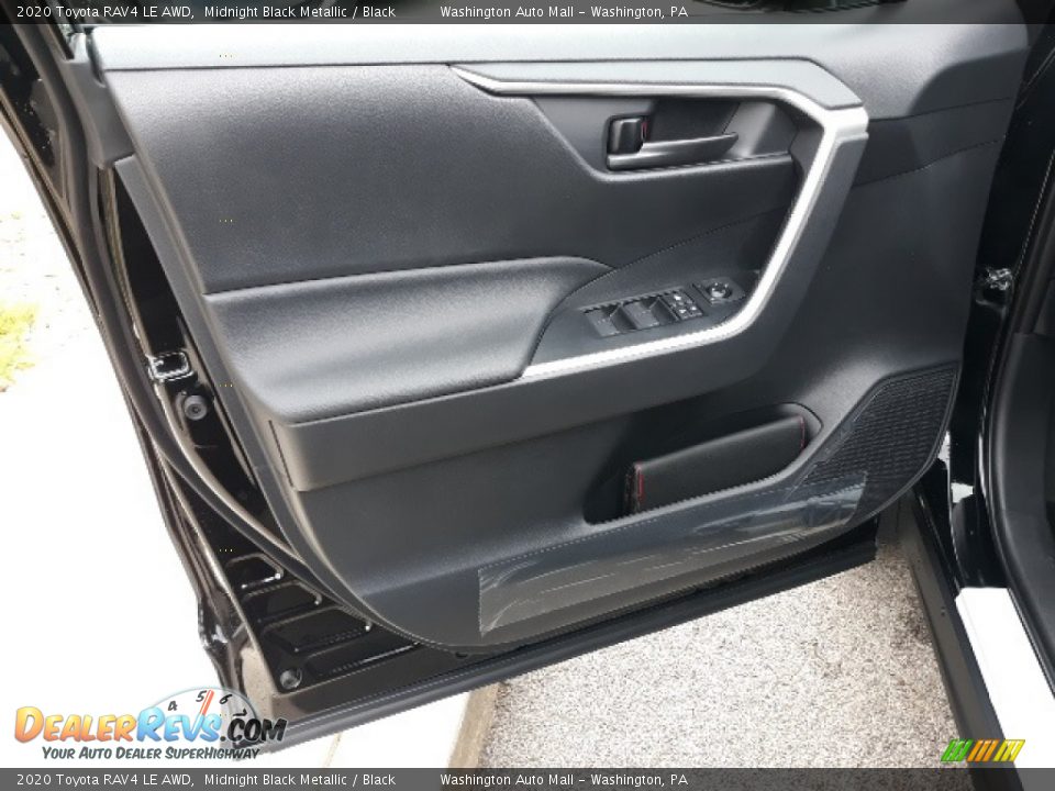 2020 Toyota RAV4 LE AWD Midnight Black Metallic / Black Photo #20