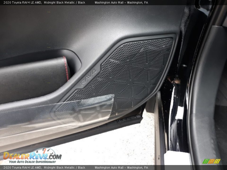 2020 Toyota RAV4 LE AWD Midnight Black Metallic / Black Photo #21