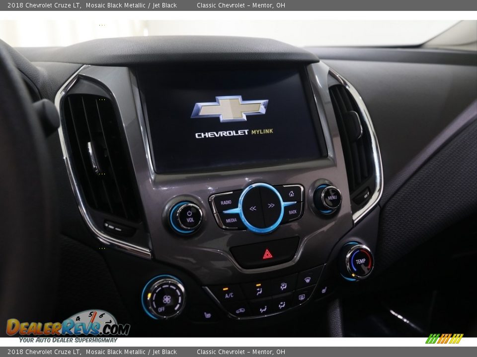 2018 Chevrolet Cruze LT Mosaic Black Metallic / Jet Black Photo #9