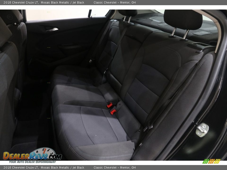 2018 Chevrolet Cruze LT Mosaic Black Metallic / Jet Black Photo #21