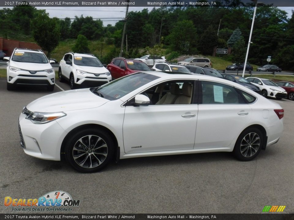 2017 Toyota Avalon Hybrid XLE Premium Blizzard Pearl White / Almond Photo #13