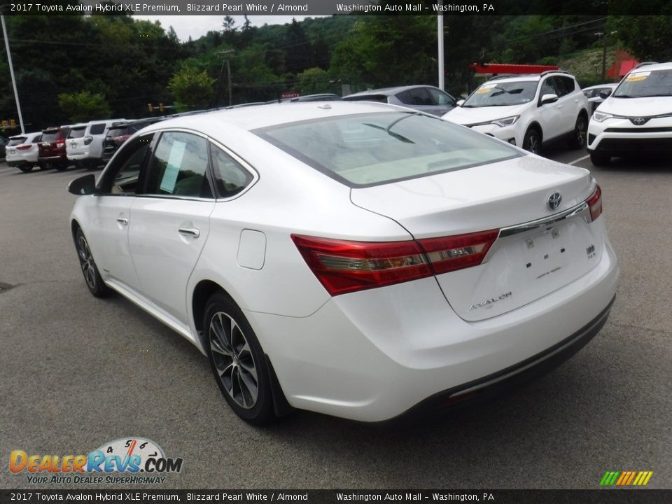 2017 Toyota Avalon Hybrid XLE Premium Blizzard Pearl White / Almond Photo #16