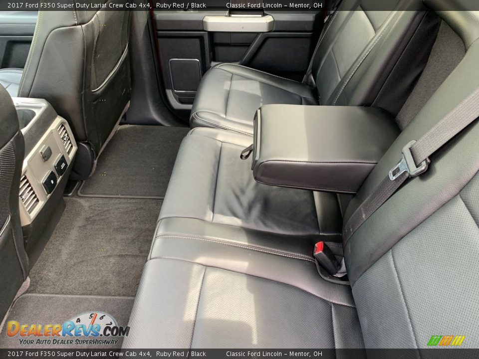 2017 Ford F350 Super Duty Lariat Crew Cab 4x4 Ruby Red / Black Photo #11