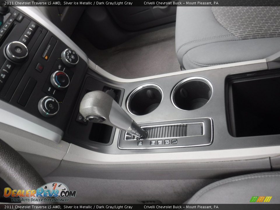 2011 Chevrolet Traverse LS AWD Silver Ice Metallic / Dark Gray/Light Gray Photo #16