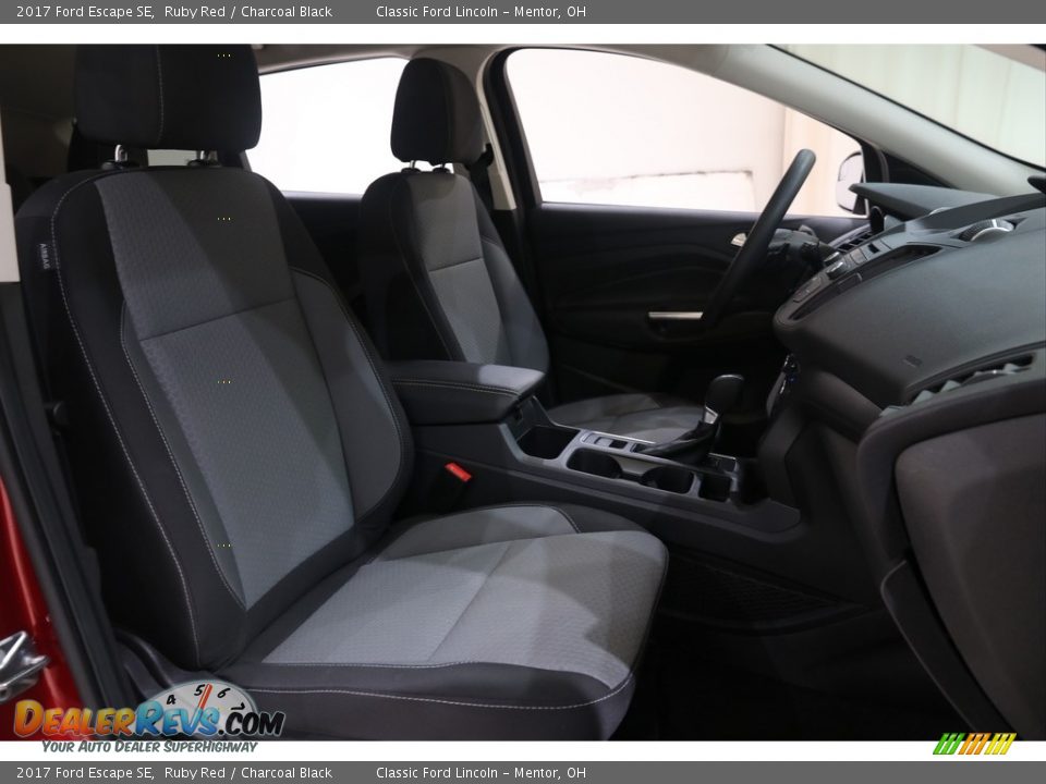 2017 Ford Escape SE Ruby Red / Charcoal Black Photo #13