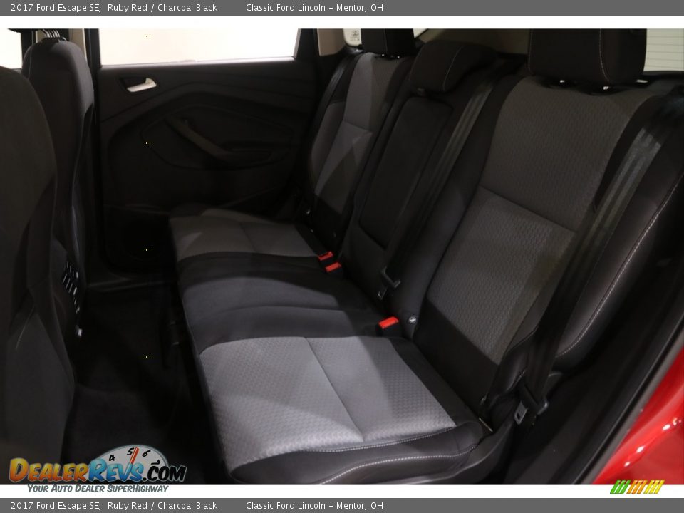 2017 Ford Escape SE Ruby Red / Charcoal Black Photo #15