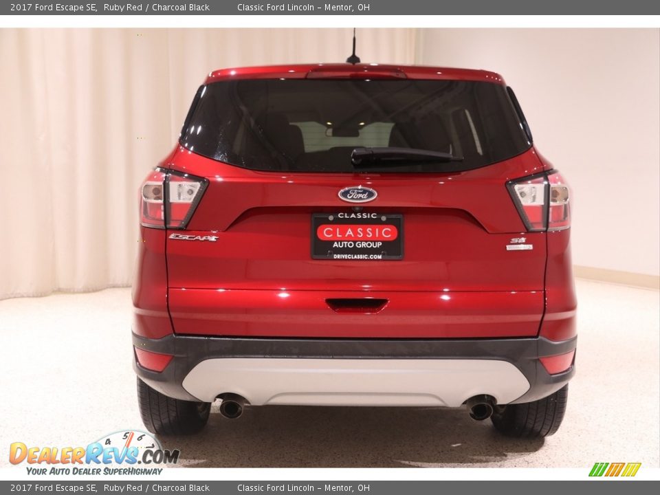 2017 Ford Escape SE Ruby Red / Charcoal Black Photo #16