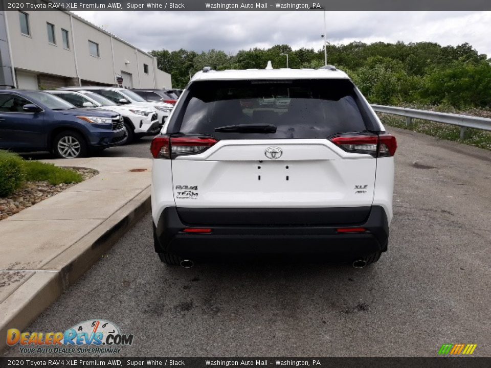 2020 Toyota RAV4 XLE Premium AWD Super White / Black Photo #26