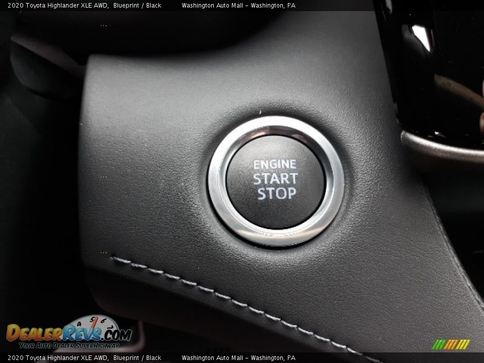 2020 Toyota Highlander XLE AWD Blueprint / Black Photo #12