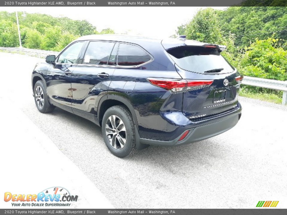2020 Toyota Highlander XLE AWD Blueprint / Black Photo #2