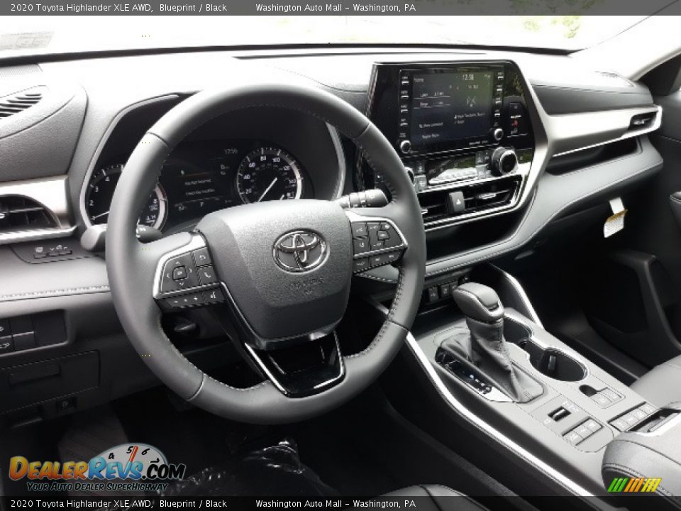 2020 Toyota Highlander XLE AWD Blueprint / Black Photo #3