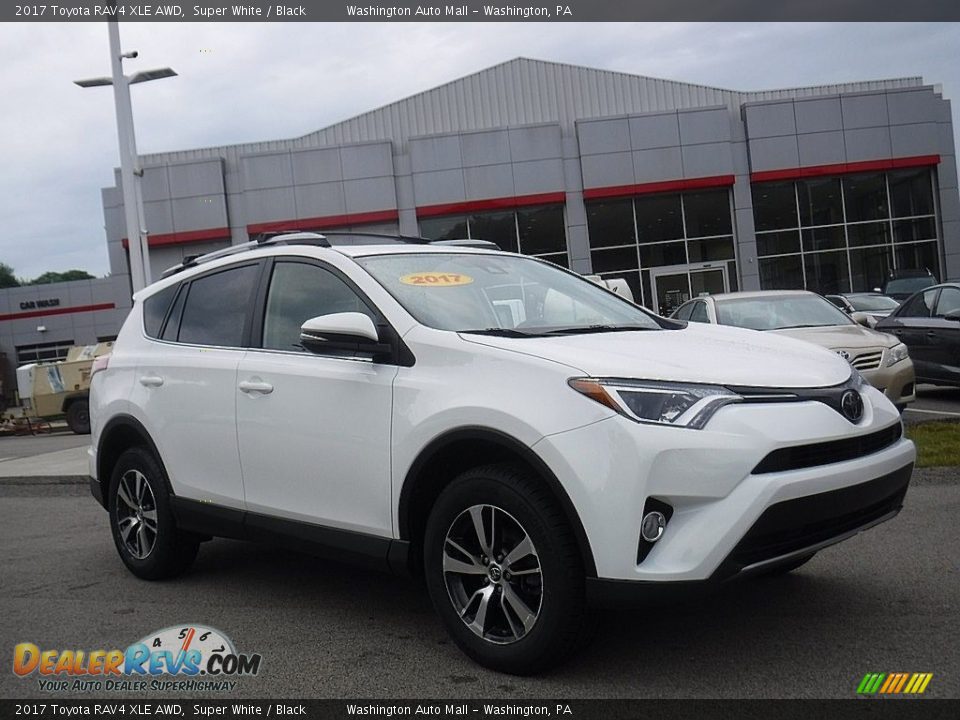 2017 Toyota RAV4 XLE AWD Super White / Black Photo #1