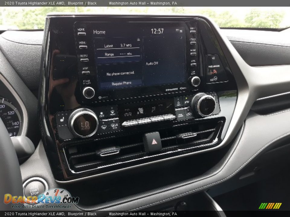 2020 Toyota Highlander XLE AWD Blueprint / Black Photo #11