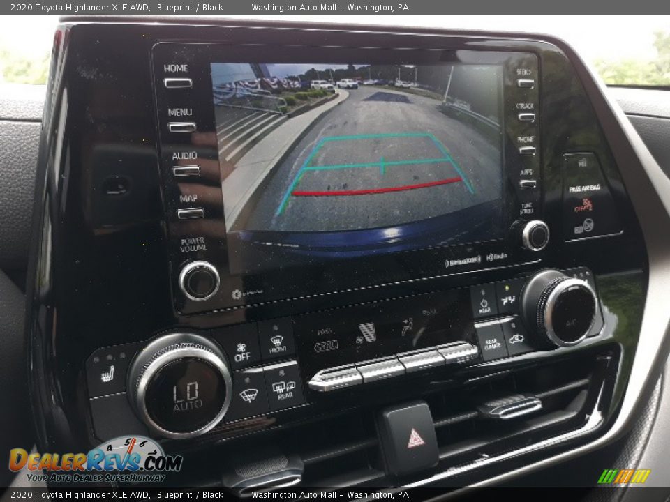 2020 Toyota Highlander XLE AWD Blueprint / Black Photo #12