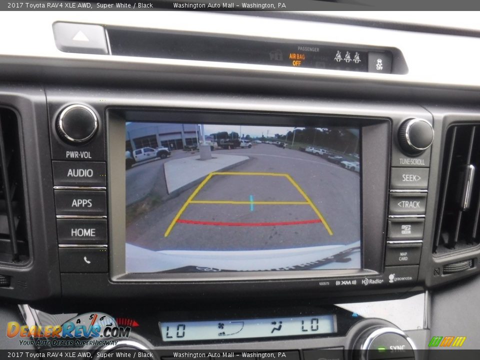 2017 Toyota RAV4 XLE AWD Super White / Black Photo #5